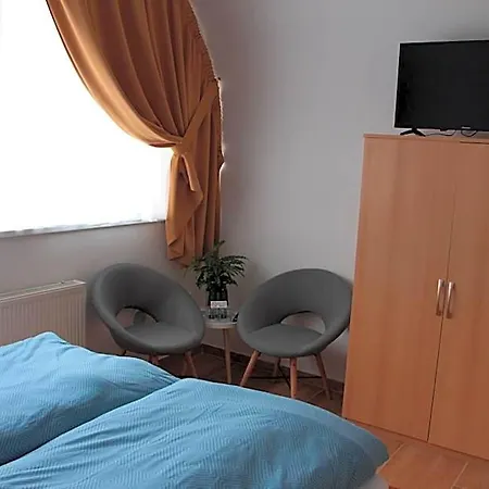 U Pidly Hotel 3*